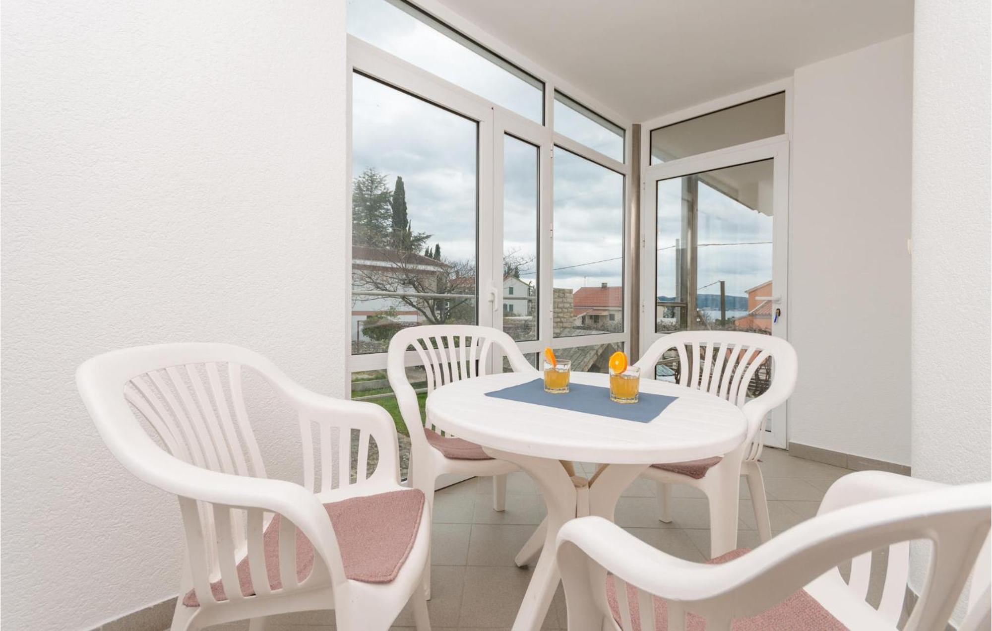 Awesome apartment in Sveti Filip i Jakov w/ 1 Bedrooms Exteriör bild